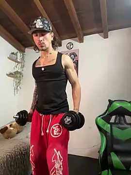 Valentino Xander online show from February 5, 2026, 4:28 am