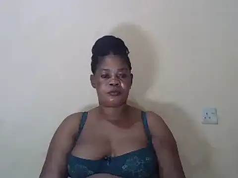 ANALQUEEN4 online show from February 15, 2025, 7:06 pm