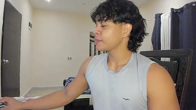 johan beley  online show from February 6, 2025, 10:32 pm