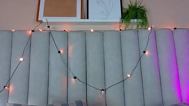 EngelStone online show from November 7, 2025, 7:36 pm