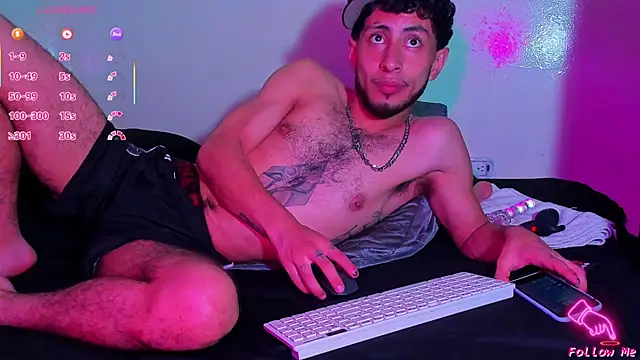 Piggy Eddy online show from March 15, 2026, 2:34 pm