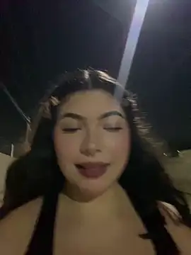 maaval17 online show from March 22, 2025, 4:56 am