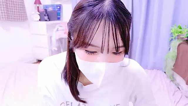 Snapshot of mari_tan_ch chatting on December 4, 2024, 12:03 pm mari tan ch online show from December 4, 2024, 12:03 pm