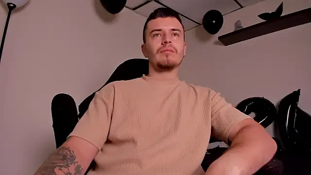 james connor2 online show from November 25, 2025, 6:52 pm