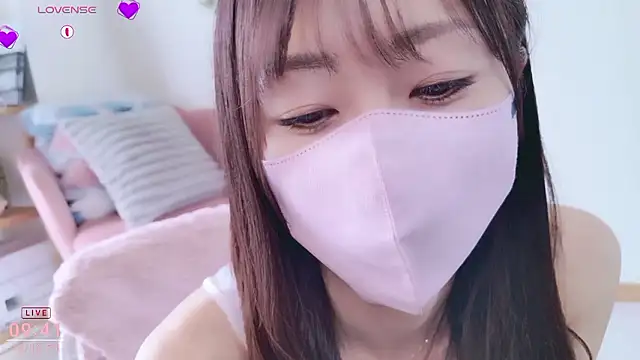 meg 0901 online show from October 10, 2025, 12:42 am