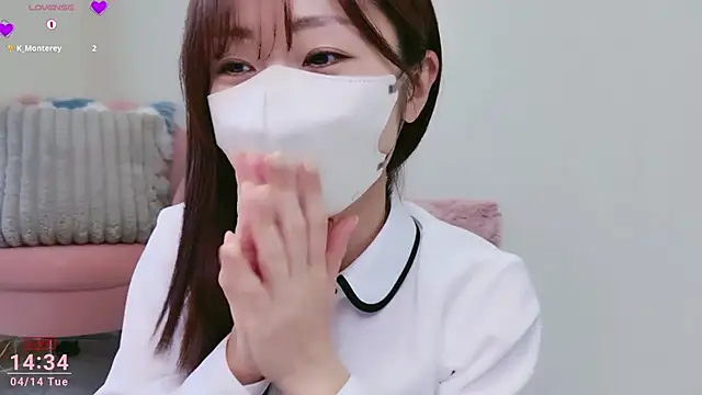 meg 0901 online show from April 14, 2026, 5:35 am