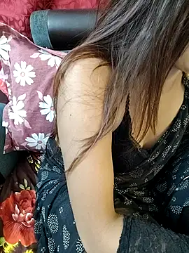 sexy-mohini online show from November 14, 2025, 4:38 pm