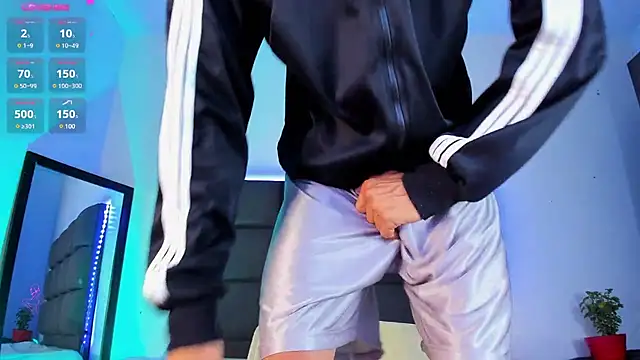 steven hott8 online show from February 28, 2025, 3:37 am