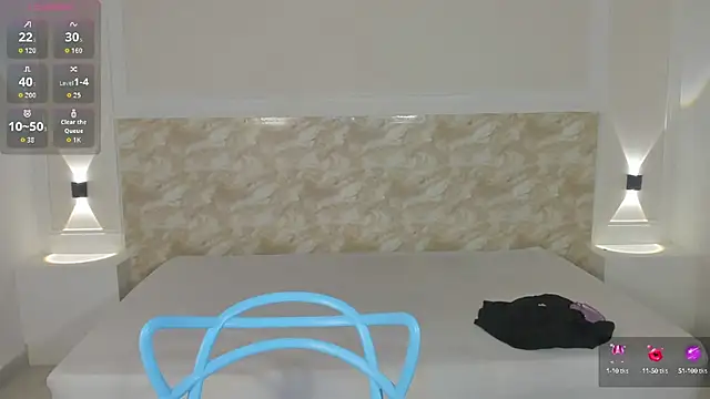 AliceRoss0 online show from September 23, 2025, 10:35 pm