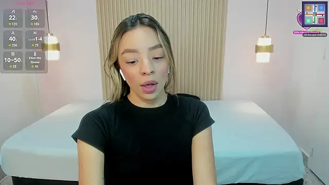 AliceRoss0 online show from February 24, 2026, 9:24 pm