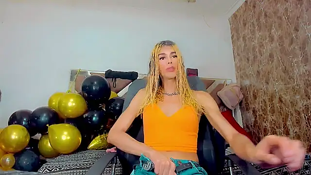 dirtycock2002 online show from December 1, 2025, 2:33 pm