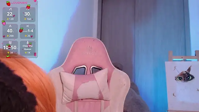 Snapshot of Alicedangerrr chatting on October 22, 2025, 4:02 am Alicedangerrr online show from October 22, 2025, 4:02 am