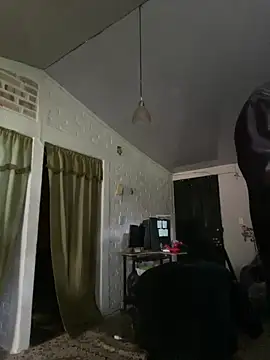 FlpGmz online show from October 19, 2025, 5:46 pm