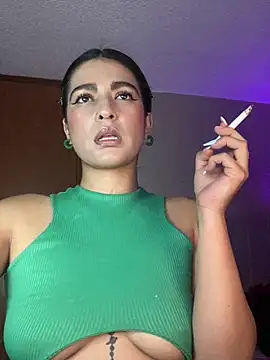 Snapshot of Cleopatracute_ chatting on December 19, 2024, 10:42 pm Cleopatracute online show from December 19, 2024, 10:42 pm