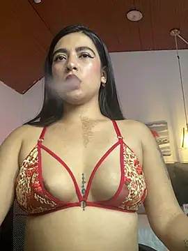 Snapshot of Cleopatracute_ chatting on February 10, 2025, 2:59 pm Cleopatracute online show from February 10, 2025, 2:59 pm