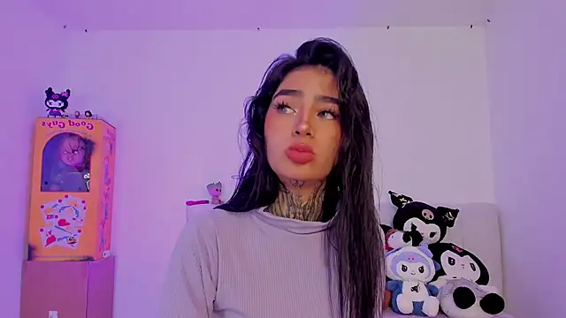 shadowcatt  online show from October 2, 2025, 8:05 pm