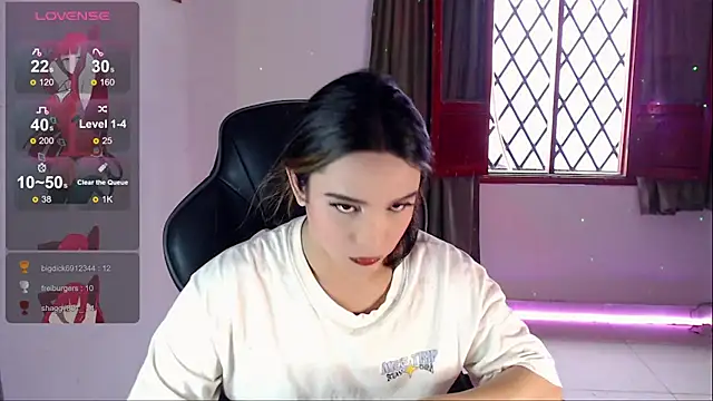 Snapshot of alexaryderr chatting on January 7, 2025, 12:20 pm alexaryderr online show from January 7, 2025, 12:20 pm