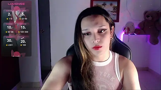 Snapshot of alexaryderr chatting on March 11, 2025, 12:33 am alexaryderr online show from March 11, 2025, 12:33 am