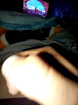 slawlargo01 online show from February 4, 2026, 7:47 am