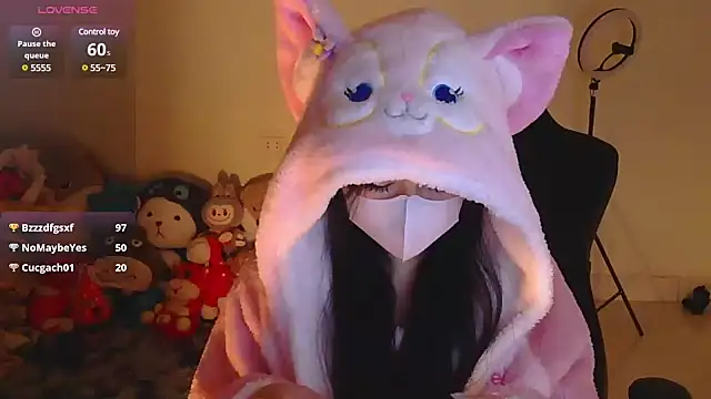 Snapshot of TimmyZi chatting on December 9, 2024, 5:19 pm TimmyZi online show from December 9, 2024, 5:19 pm