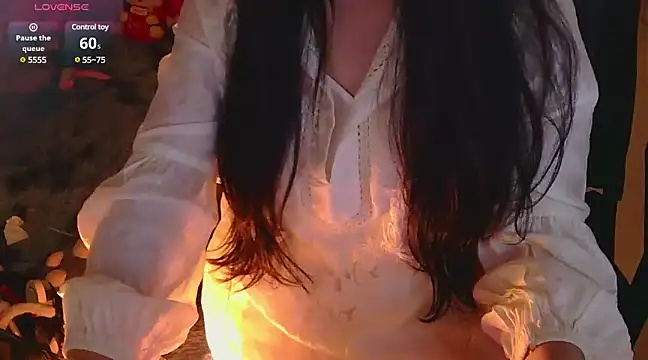 Snapshot of TimmyZi chatting on December 23, 2024, 2:39 pm TimmyZi online show from December 23, 2024, 2:39 pm