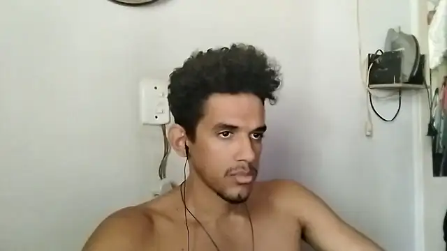 RenziTatte online show from October 14, 2025, 4:41 pm