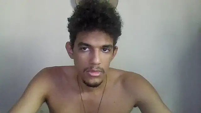 RenziTatte online show from October 22, 2025, 3:23 pm