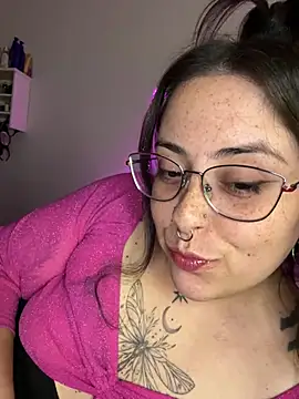 Mizztikaa online show from March 13, 2025, 3:44 am