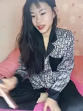 Snapshot of Alissa_121 chatting on December 16, 2024, 1:22 pm Alissa 121 online show from December 16, 2024, 1:22 pm