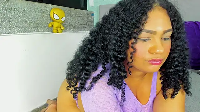 Annie-Wolf online show from September 25, 2025, 8:56 pm