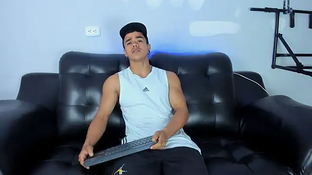 Rob saenz  online show from March 6, 2025, 1:03 pm