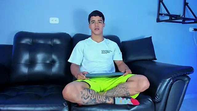 Rob saenz  online show from March 18, 2025, 12:58 pm