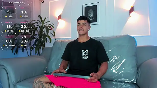 Rob saenz  online show from December 2, 2025, 3:07 pm