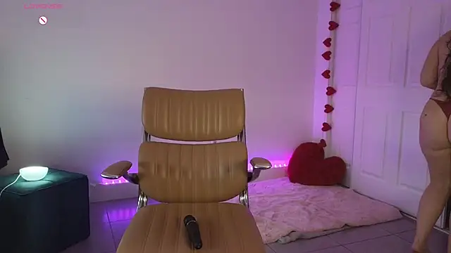 Sapphir3xoxo online show from January 31, 2025, 10:42 pm