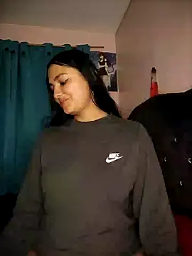 Nahiara velez online show from February 26, 2025, 2:26 am