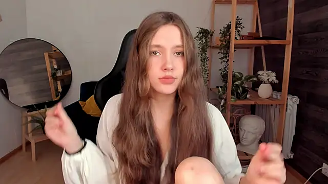 Snapshot of MaryannSoftt chatting on October 19, 2025, 3:23 pm MaryannSoftt online show from October 19, 2025, 3:23 pm