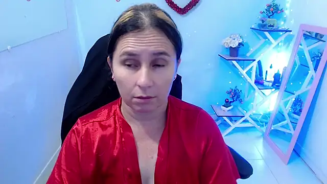 victoria jones online show from February 13, 2026, 3:52 pm