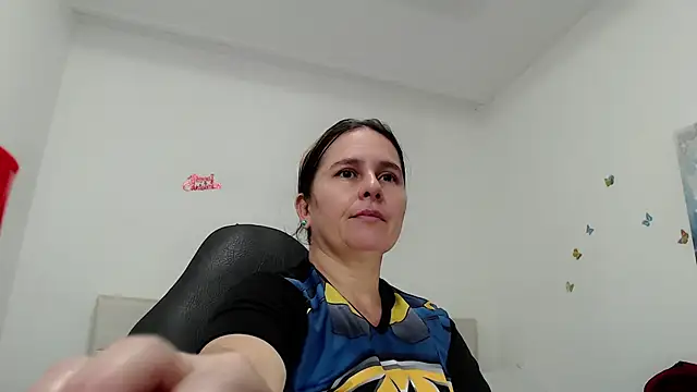 victoria jones online show from April 4, 2026, 2:03 pm