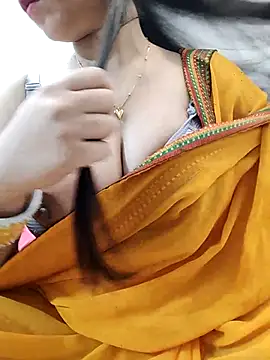 Diya Chopra online show from March 13, 2025, 4:38 am