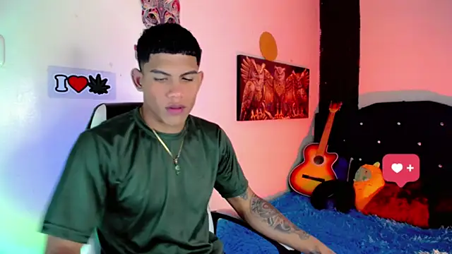 Damian latinxxx online show from January 16, 2025, 3:02 am