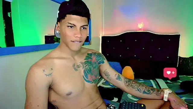Damian latinxxx online show from February 5, 2025, 7:07 am