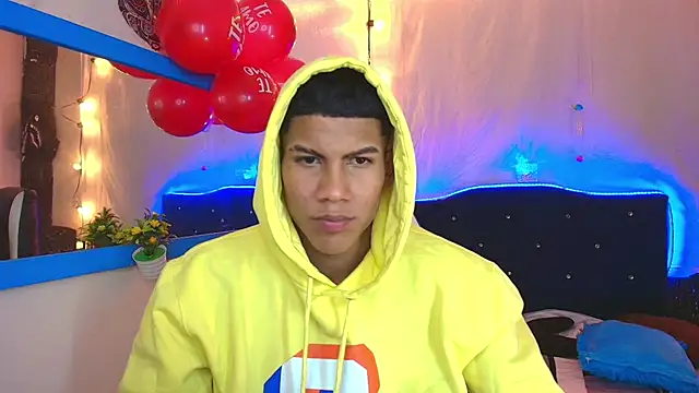 Damian latinxxx online show from February 14, 2025, 6:12 am