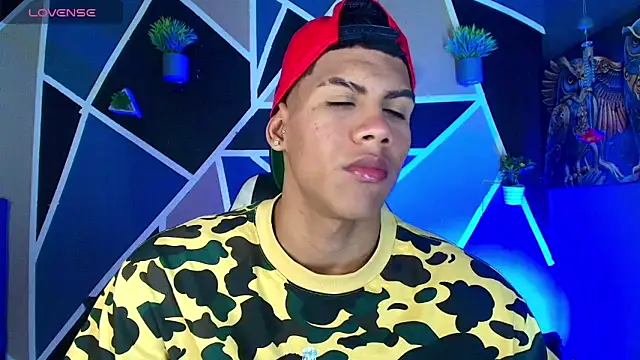 Damian latinxxx online show from February 20, 2025, 2:18 am