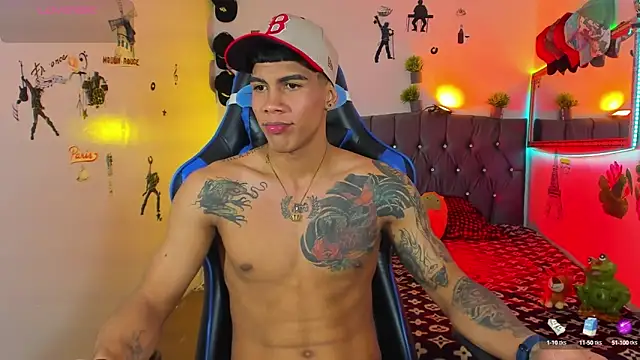 Damian latinxxx online show from September 24, 2025, 3:32 am