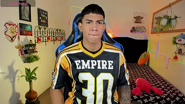 Damian latinxxx online show from February 9, 2026, 2:59 am