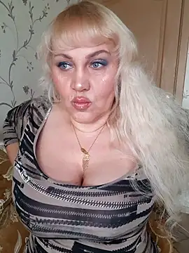 IsabellaBoni online show from January 19, 2026, 7:34 am