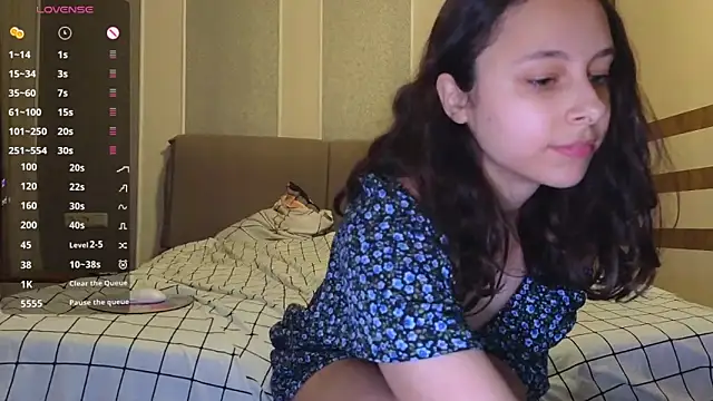 Agatha Sade online show from March 3, 2025, 6:12 pm