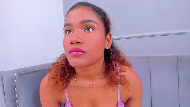 Isabellsmmith online show from January 11, 2025, 6:56 am