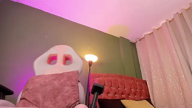 Zara dulce online show from November 29, 2025, 1:03 pm