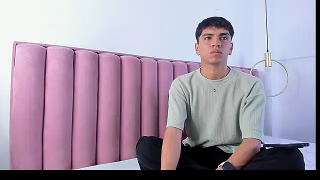 Santy carrington online show from March 7, 2026, 8:17 pm